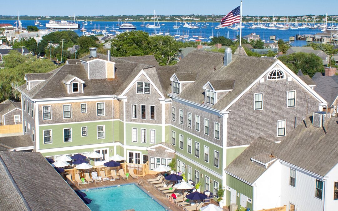 Little Gem Resorts – 10% Off